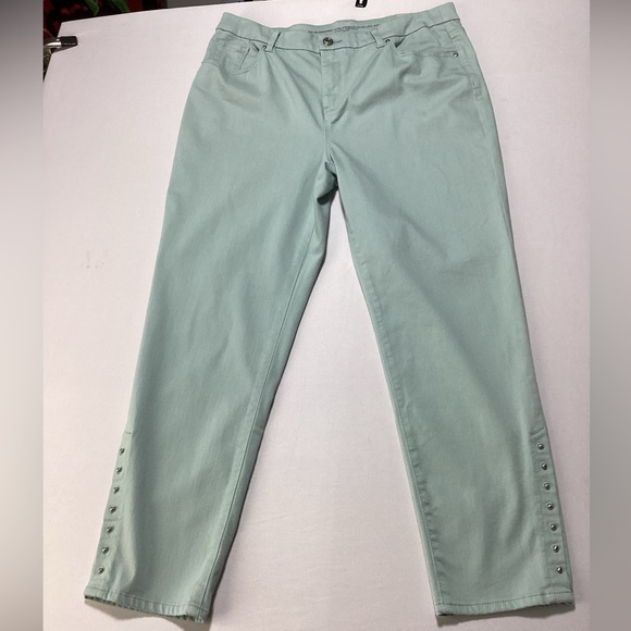 Chico's So Slimming Girlfriend Slim Leg Ankle Jeans Stretch - Picture 4 of 14